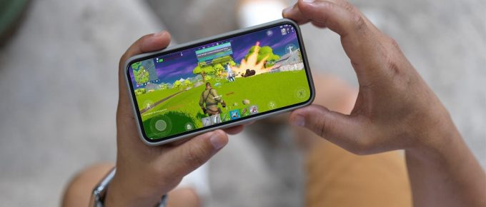 jugar-fortnite-movil-no-compatible